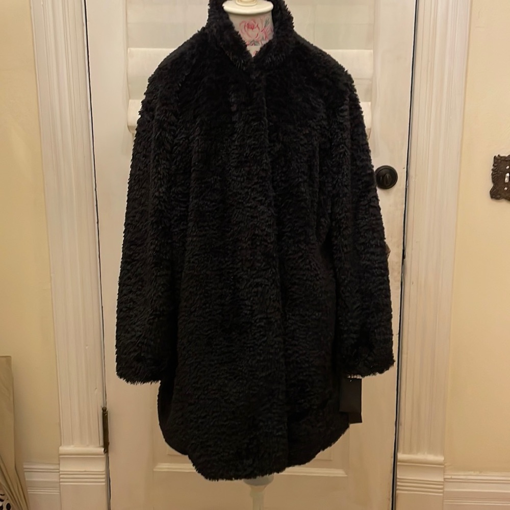 Kenneth Cole 1X Black faux fur jacket